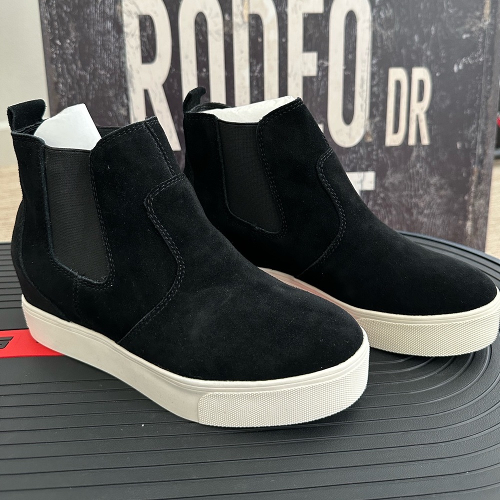 J/Slide Sami Suede Wedge, size 8